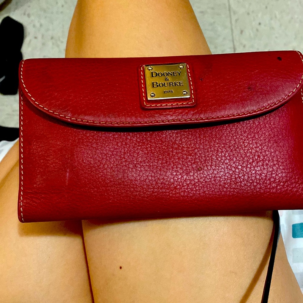 Dooney and Bourke wallet